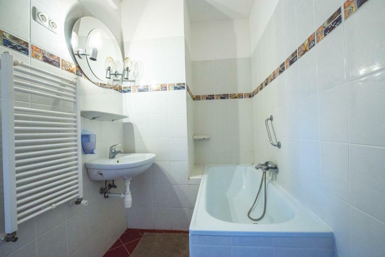 Kis-Gast Panorama Apartman Hajduszoboszlo Bagian luar foto