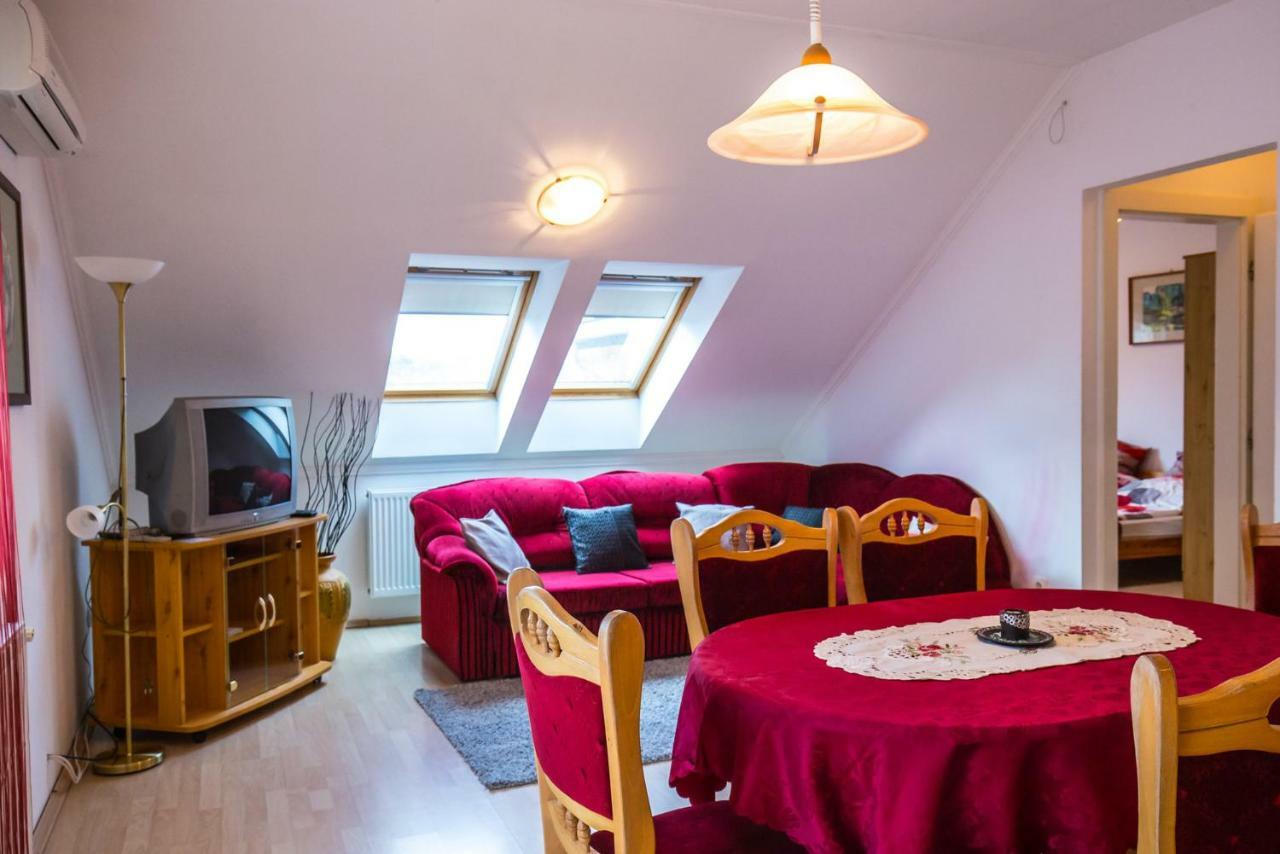 Kis-Gast Panorama Apartman Hajduszoboszlo Bagian luar foto