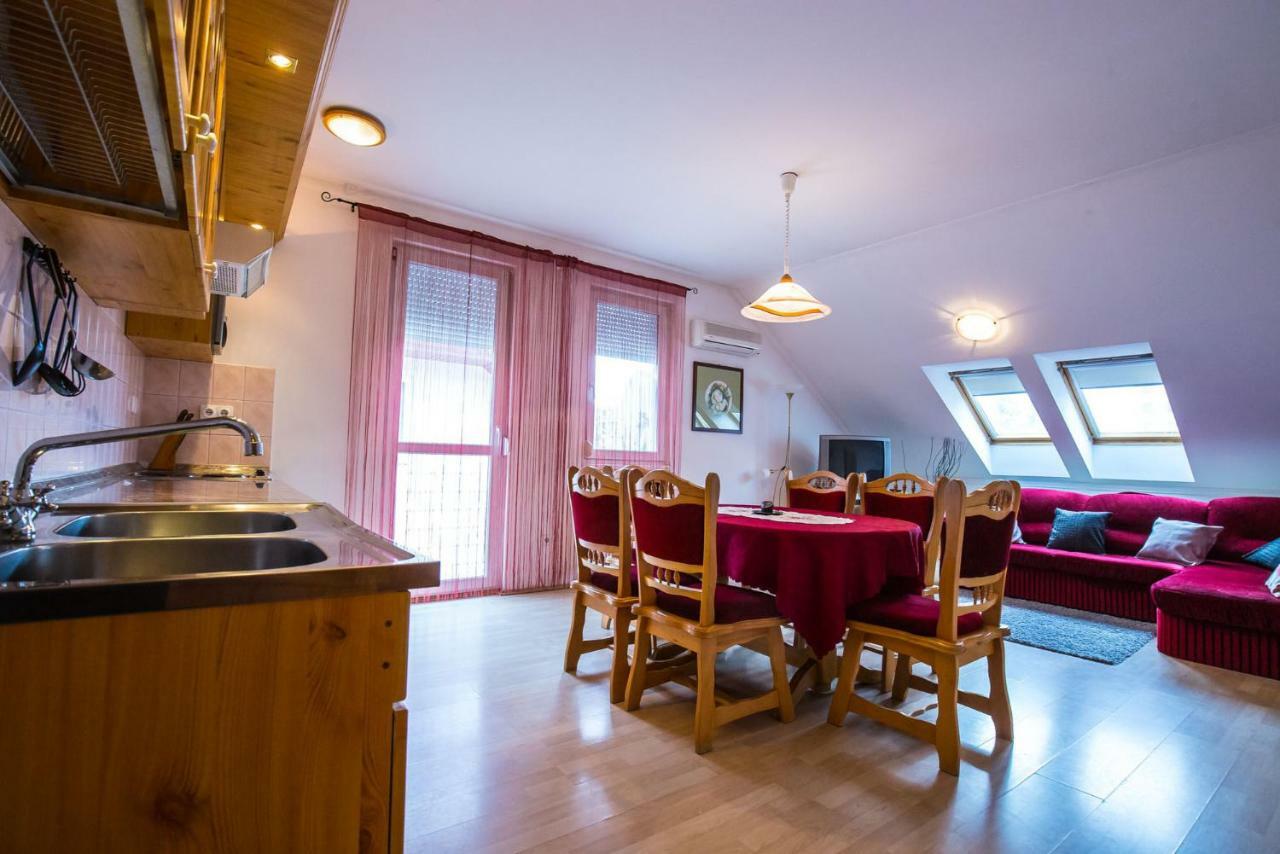 Kis-Gast Panorama Apartman Hajduszoboszlo Bagian luar foto